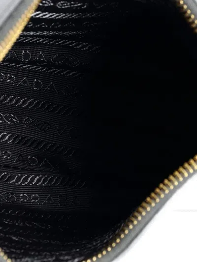 Pre-owned Prada Re-edition 2005 Shoulder Bag Saffiano Leather Small Crossbody Bag In Gray