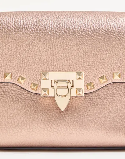Valentino Garavani  Garavani Rockstud Small Crossbody Bag In Laminated Grainy Calfskin Leat In Pink