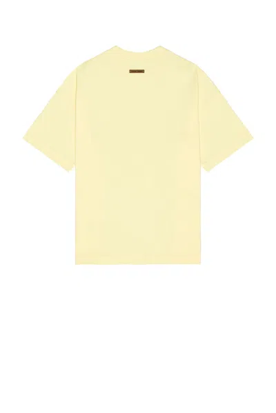 Essentials 90s Fit T-shirt In Yellow