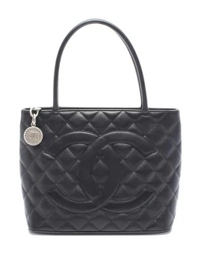 Pre-owned Chanel 2000-2002 Medallion Tote Bag In Black