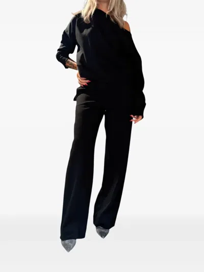 Merci Plain-front Trousers In Black