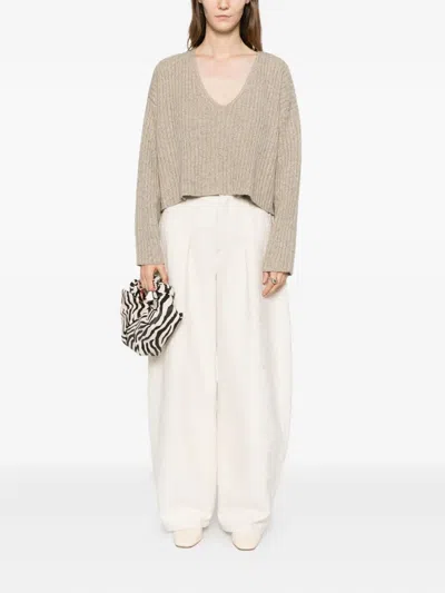 C.t.plage V-neck Sweater In Neutral