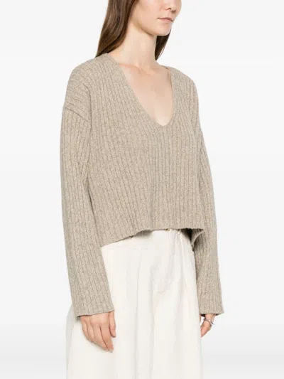 C.t.plage V-neck Sweater In Neutral