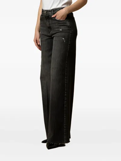 Kocca Jeraldina Distressed Jeans In Black