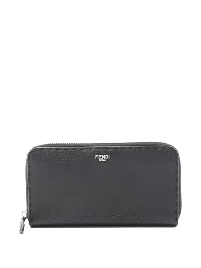 Pre-owned Fendi Selleria Round-zipper Leather Wallet In Black