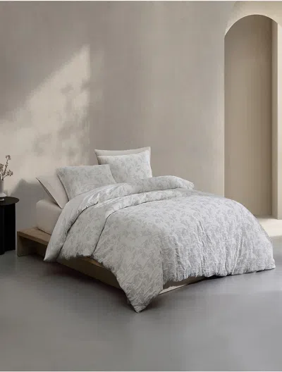 Calvin Klein Cascade Reversible Duvet Cover Set In White