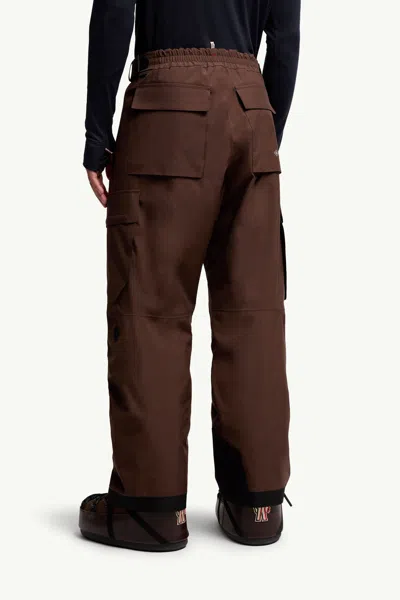 Moncler Cargo-pocket Ski Bottoms In Red
