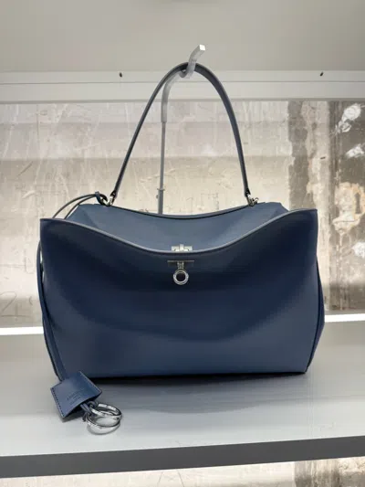 Balenciaga Rodeo Top Handle Shoulder Bag In Blue