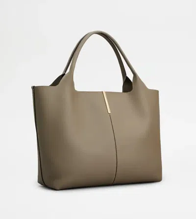Tod's Shopping Bag In Leather Medium-small In Brown
