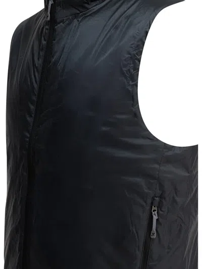 Houdini Sportswear "dunfri" Sleeveless Jacket In Black