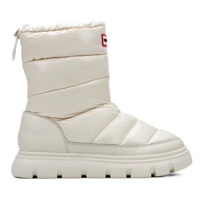 Hunter Women's Maribel Lug Sole Insulated Waterproof Snow Booties 11 Ivory In White
