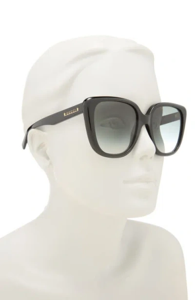 Gucci Cat Eye Sunglasses In Black