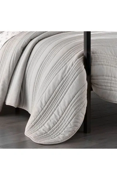 Stone Cottage Whitehills 144 Thread Count Cotton Quilt Set In Gray