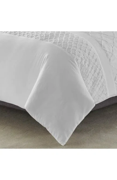 Stone Cottage Mosaic 180 Thread Count Duvet & Sham Set In White