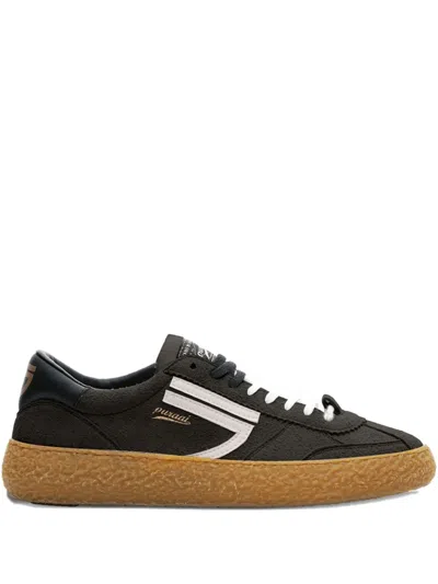 Puraai Stripe-detail Sneakers In Black