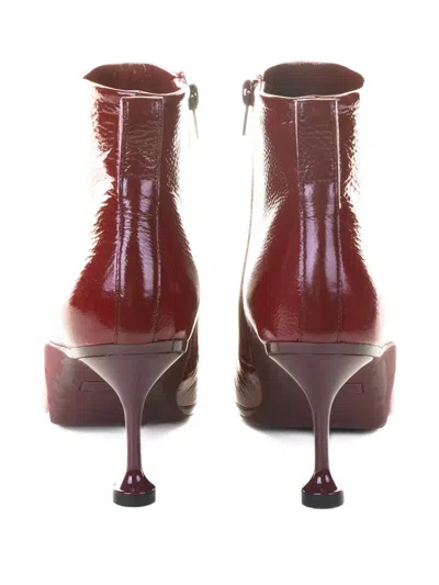 Voile Blanche Cosmo Pointed-toe Boot In Burgundy