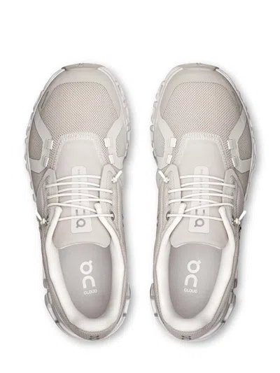 On Running Cloud 6 Sneakers In White