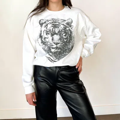 Sweet Claire Libby Tiger Sweatshirt In White In White