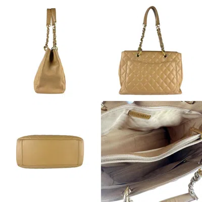 Pre-owned Chanel Beige Leather Shoulder Bag () In Sand