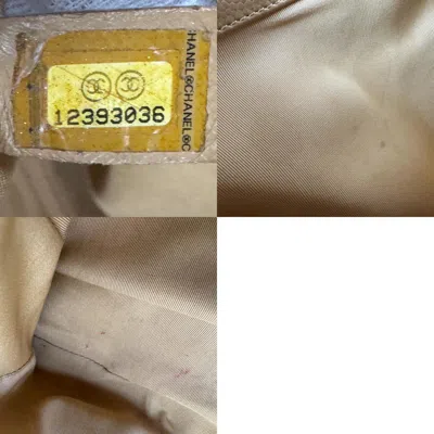 Pre-owned Chanel Beige Leather Shoulder Bag () In Sand