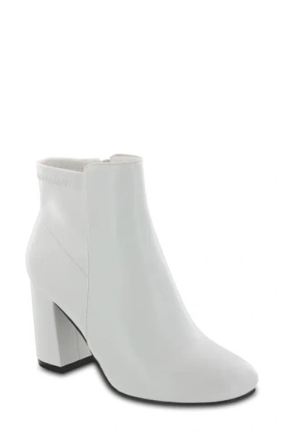 Mia Carla Bootie In Multi