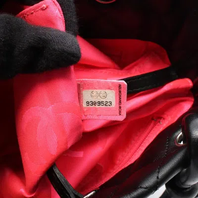 Pre-owned Chanel Black White Leather Tote Bag () In Multi