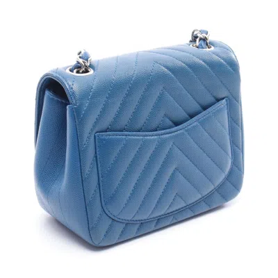 Pre-owned Chanel Blue Grained Calfskin Shoulder Bag ()