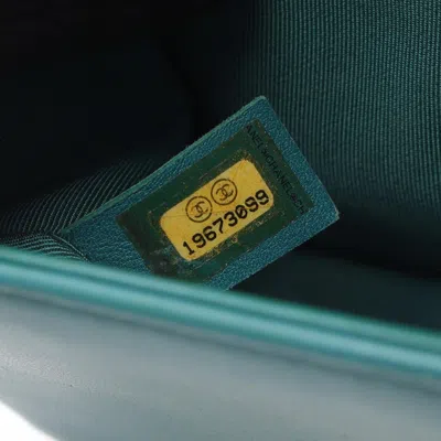 Pre-owned Chanel Boy  Green Leather Shoulder Bag ()