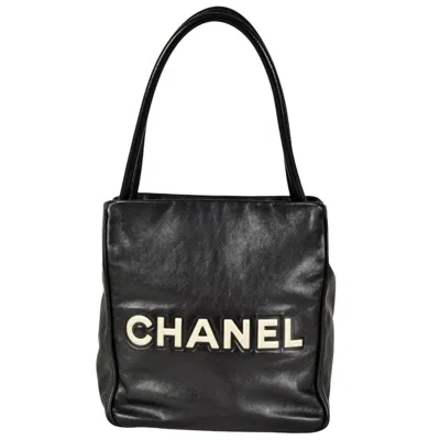 Pre-owned Chanel Camellia Black White Leather Tote Bag () In Multi