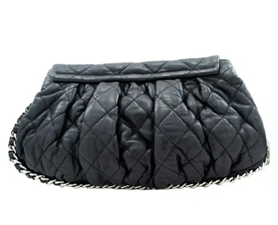 Pre-owned Chanel Chain Around Black Leather Shoulder Bag ()