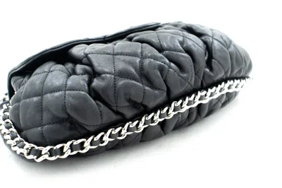 Pre-owned Chanel Chain Around Black Leather Shoulder Bag ()