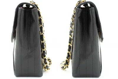 Pre-owned Chanel Flap Bag Black Leather Shoulder Bag ()