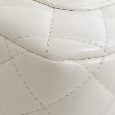 Pre-owned Chanel White Leather Shoulder Bag ()