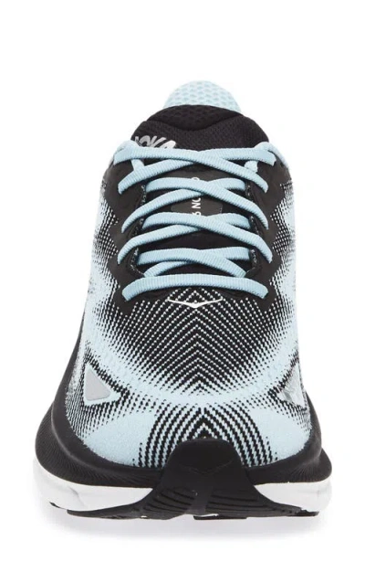 Hoka Clifton 9 Gtx Shoe In Multi