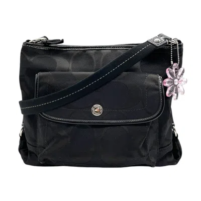 Pre-owned Coach Black Canvas Patent Leather Shoulder Bag ()