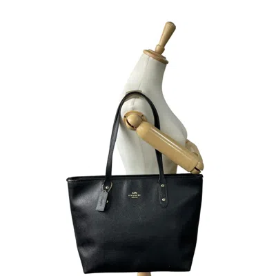 Pre-owned Coach Black Pvc Tote Bag ()