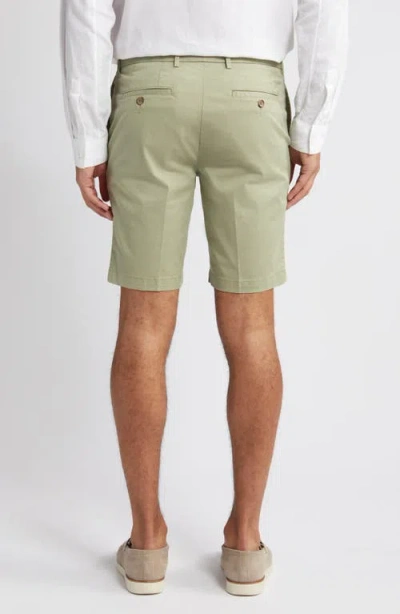 Scott Barber Microsanded Cotton Stretch Twill Shorts In Green