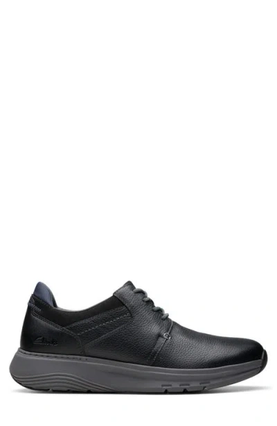 Clarks ® Motion Trek Debry In Black