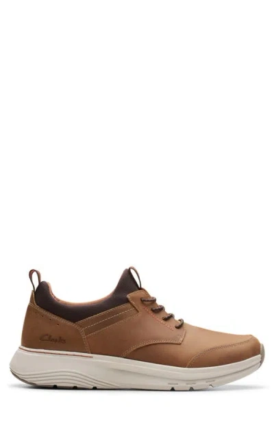 Clarks Motion Trek Ez In Brown