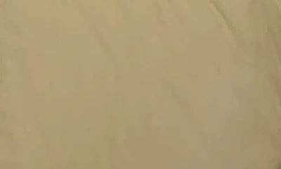 Nike Men's  Sportswear Club Therma-fit Puffer Jacket In Gold