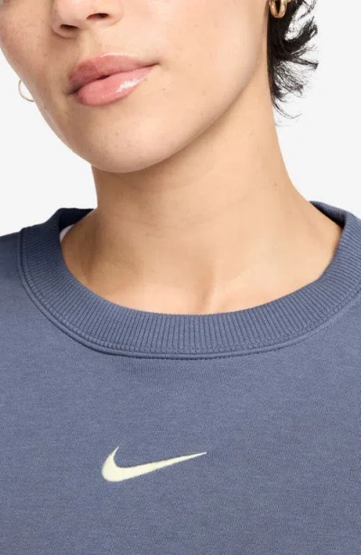 Nike Phoenix Fleece Crewneck Sweatshirt In Blue
