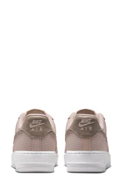 Nike Women's Air Force 1 '07 Shoes