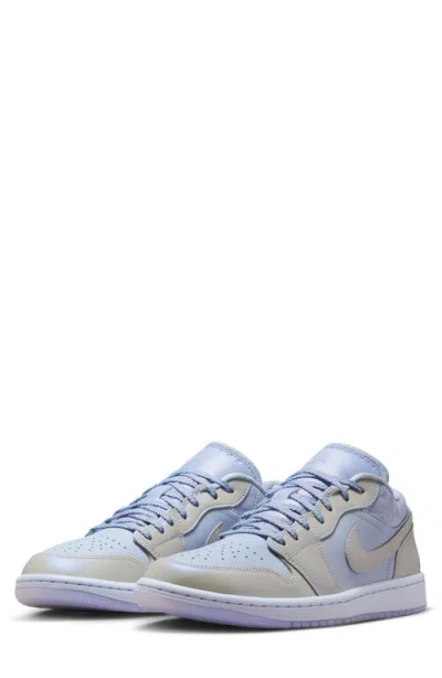 Jordan Women's Air  1 Low Se Shoes In Blue