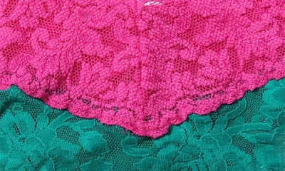 Hanky Panky Signature Lace Original Rise Thong In Green