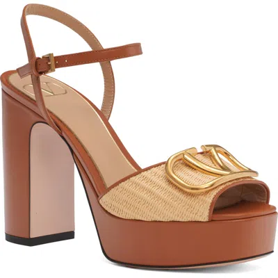 Valentino Garavani Vlogo Signature Platform Sandal In Nude