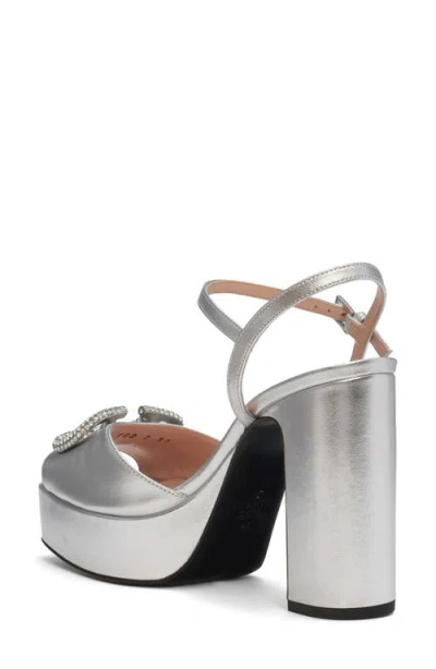 Valentino Garavani Vlogo Signature Metallic Platform Sandal In Silver