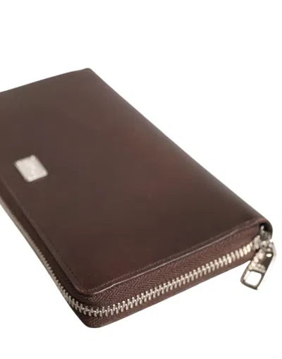 Pre-owned Dolce & Gabbana Brown Calfskin Leather Logo Zip Around Continental Men's Wallet ()