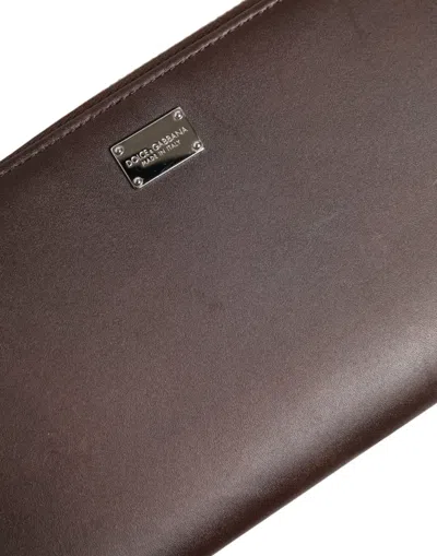 Pre-owned Dolce & Gabbana Brown Calfskin Leather Logo Zip Around Continental Men's Wallet ()
