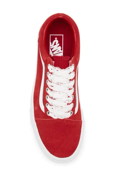 Vans Old Skool Sneaker In Red