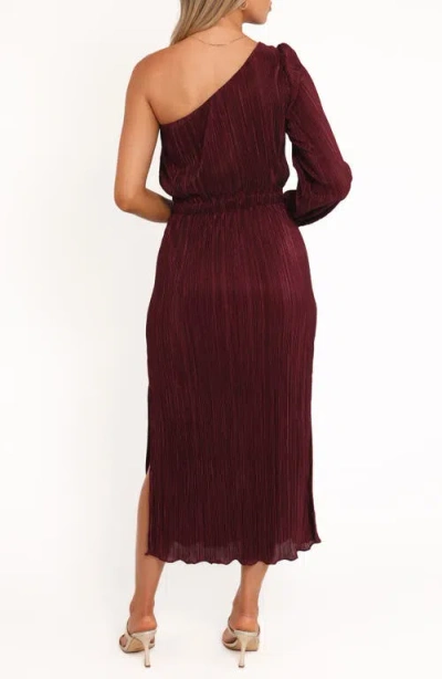 Petal And Pup Petal & Pup Pontee Plissé One-shoulder Midi Dress In Burgundy